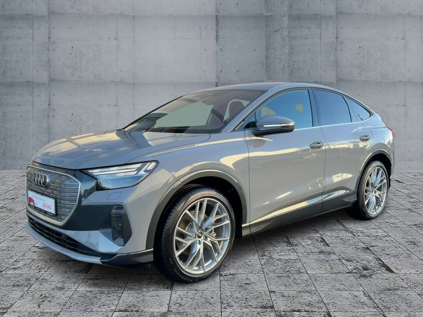 Audi Q4 e-tron 35 ADVANCED MATRIX+NAVI+AHK Grau - 2