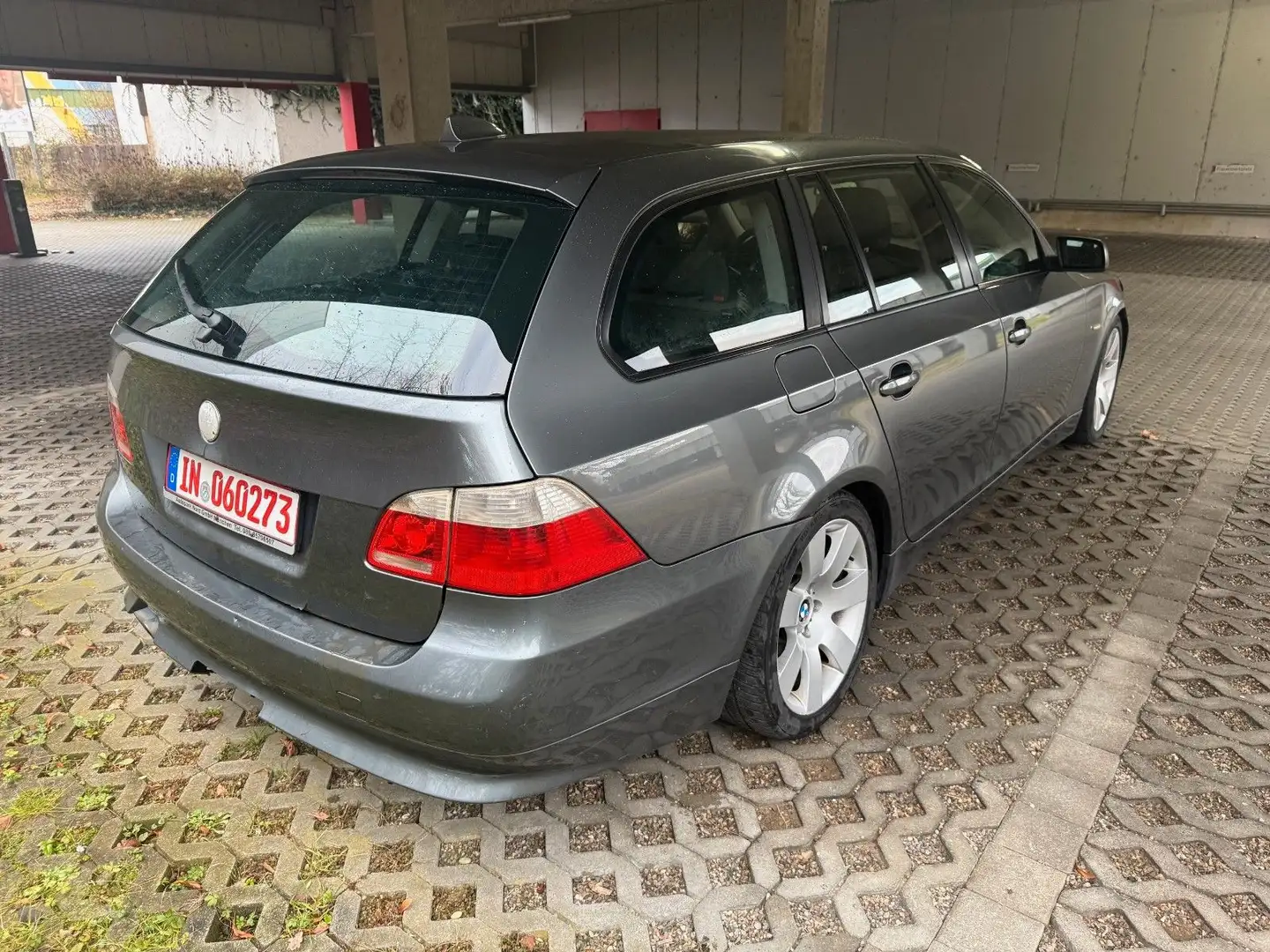 BMW 535 5 Touring 535d Grau - 2
