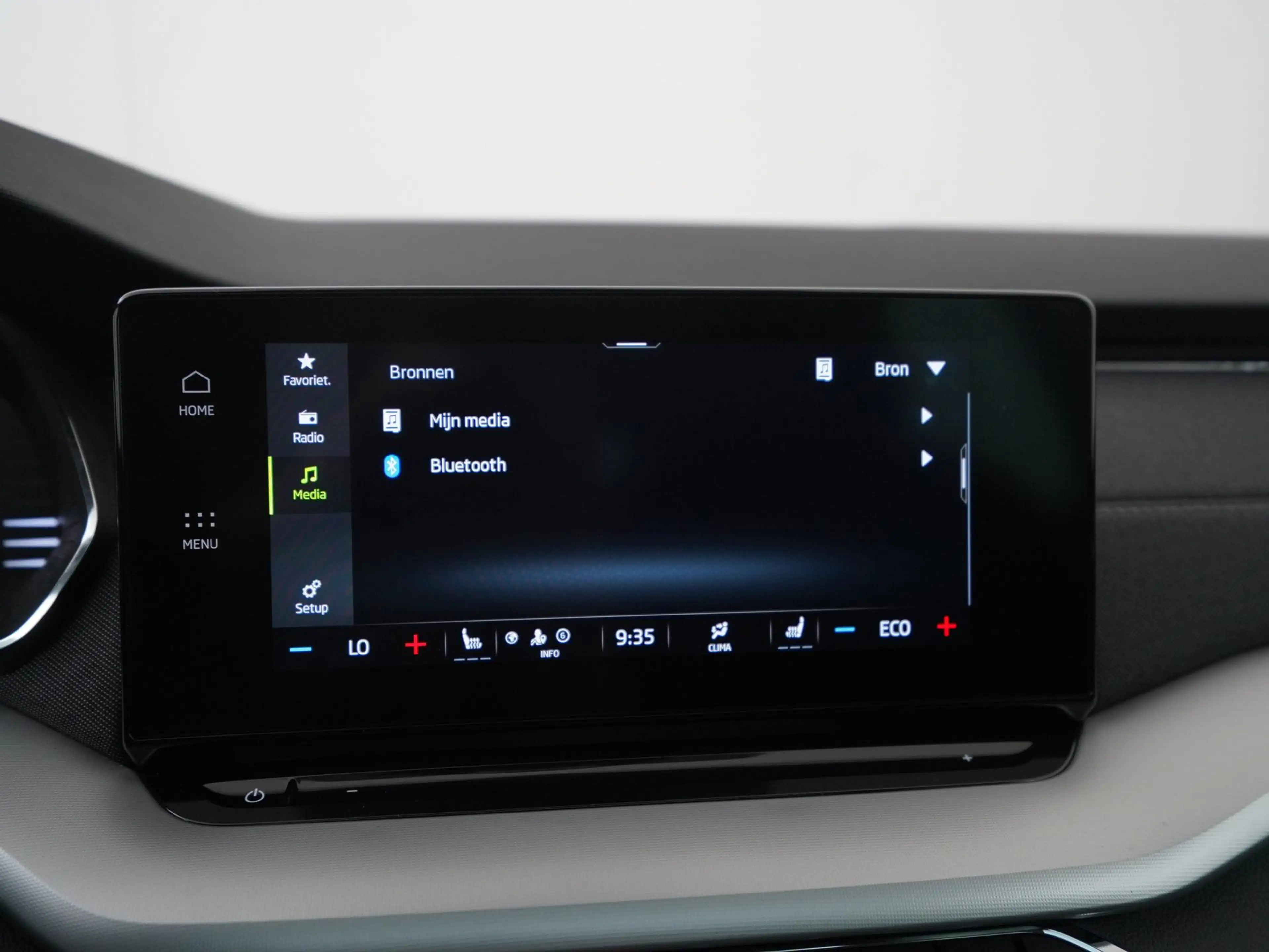 Skoda Octavia Combi 1.4 TSI iV PHEV Style | Panoramadak | Head U — photo 13