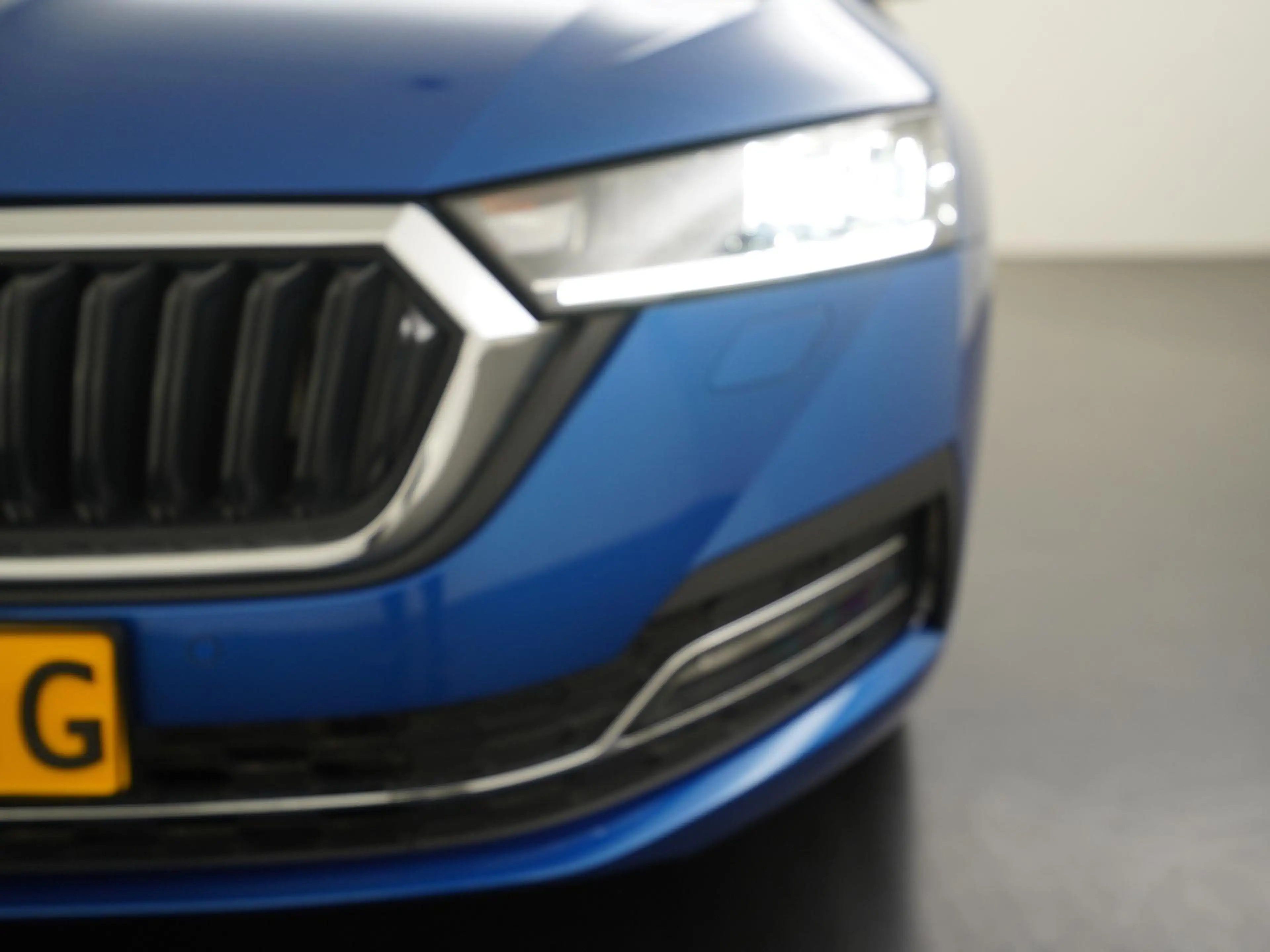Skoda Octavia Combi 1.4 TSI iV PHEV Style | Panoramadak | Head U — photo 27