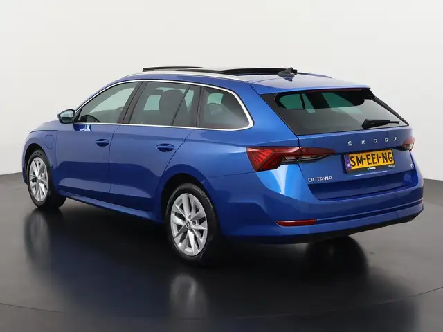 Skoda Octavia view 8
