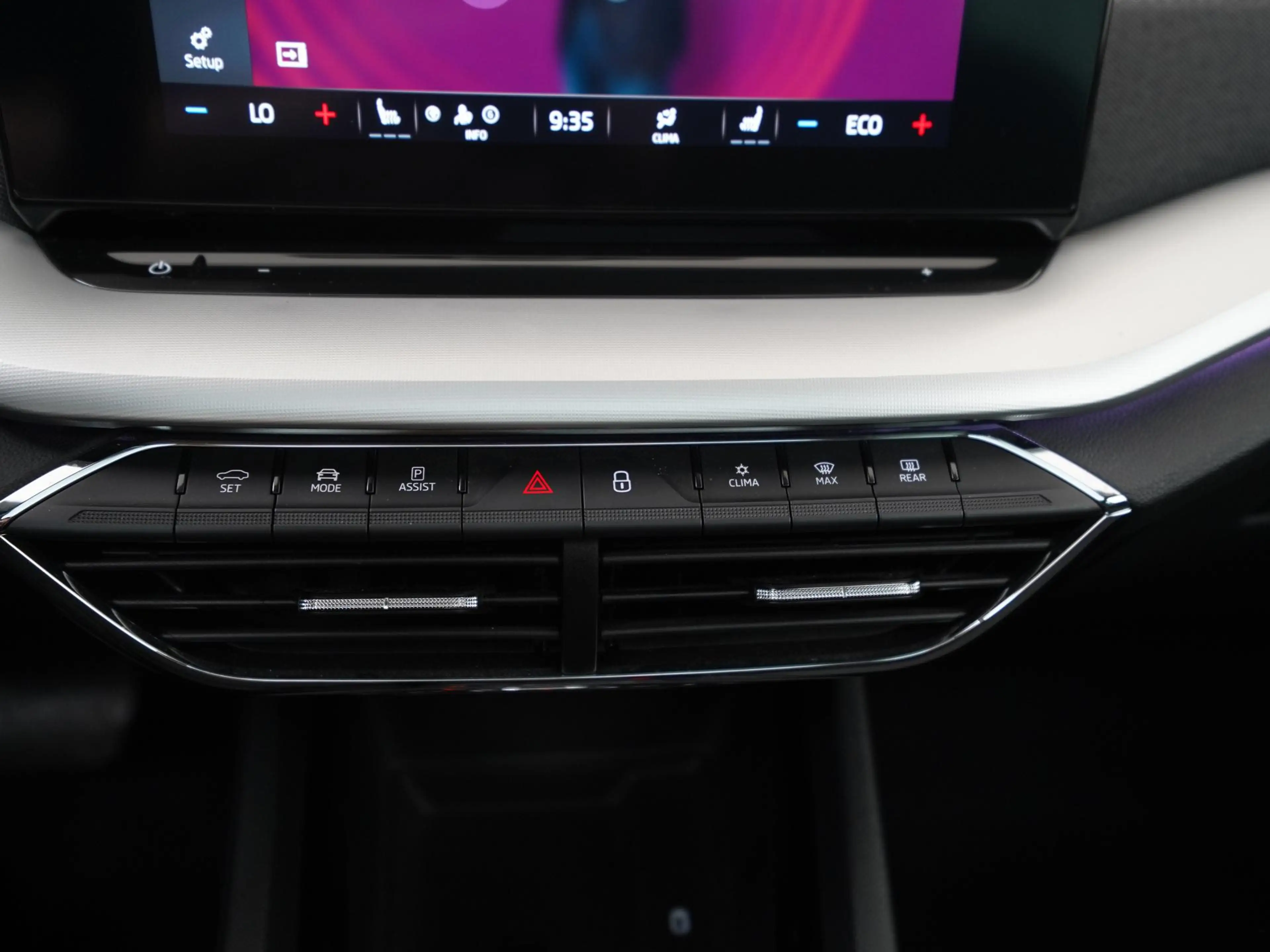 Skoda Octavia Combi 1.4 TSI iV PHEV Style | Panoramadak | Head U — photo 11