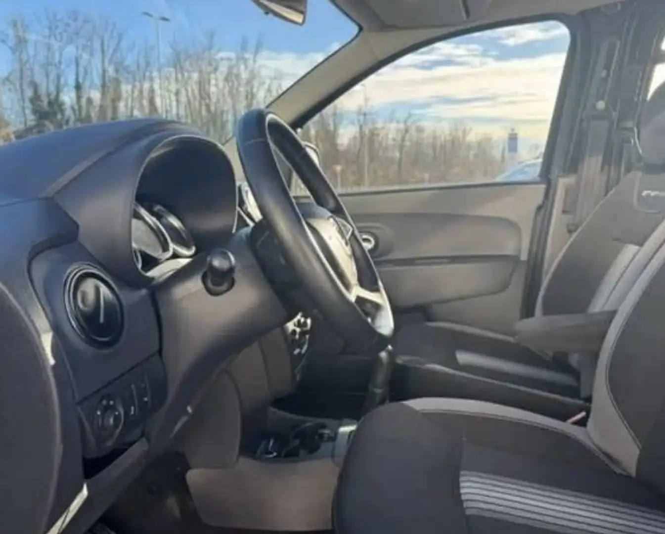 Dacia Dokker dCi 90 Comfort - 2