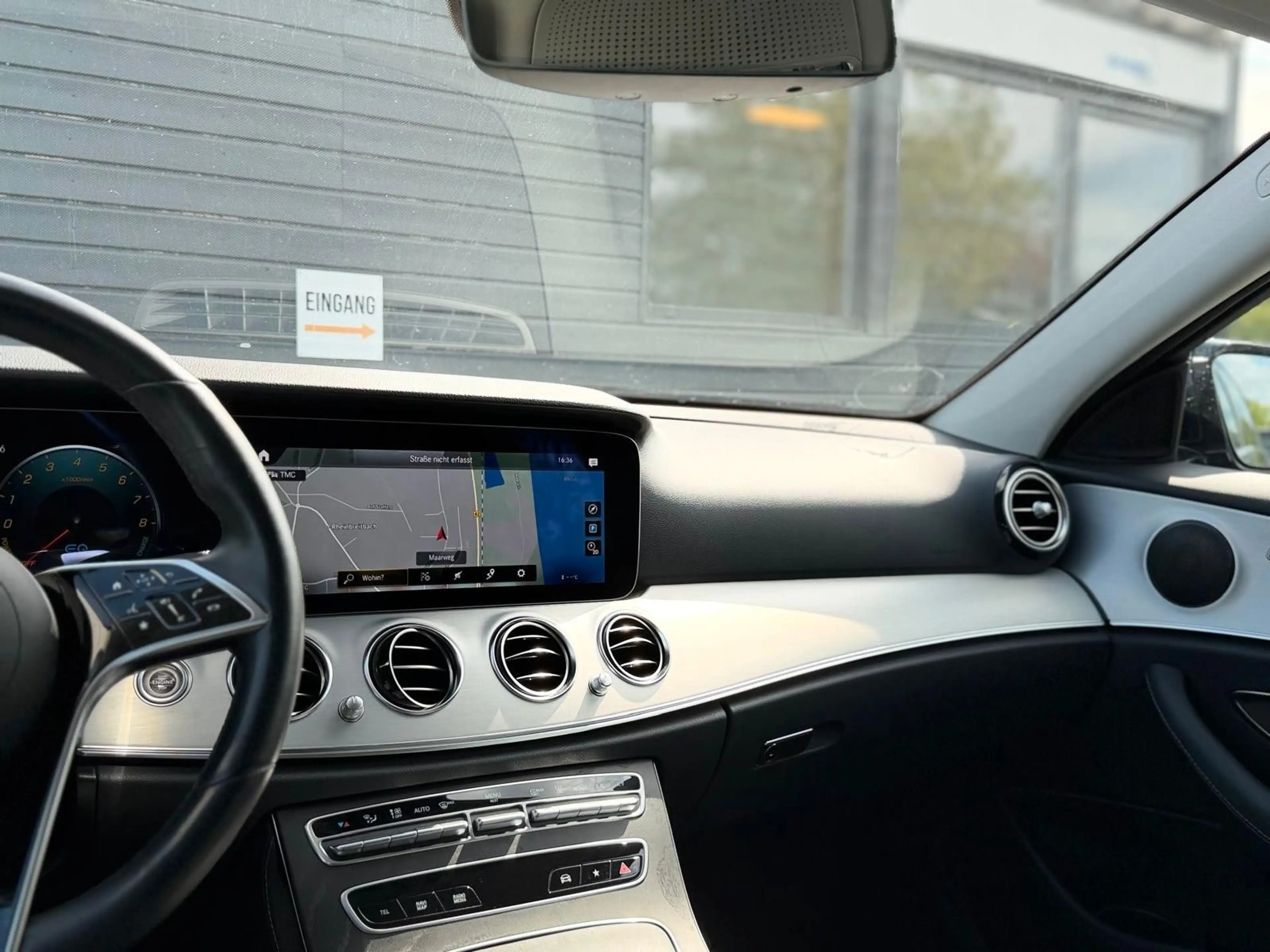 Mercedes-Benz E 400 Burmester, Wide, Ambiente, Memory,T-Winkel — photo 13