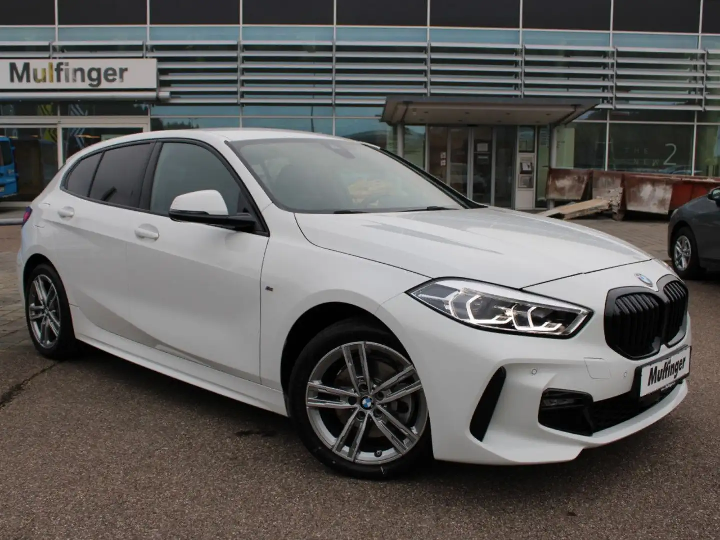 BMW 118 i M Sport DKG LiveProf.LED DAB Sitzheiz.Apple Weiß - 2