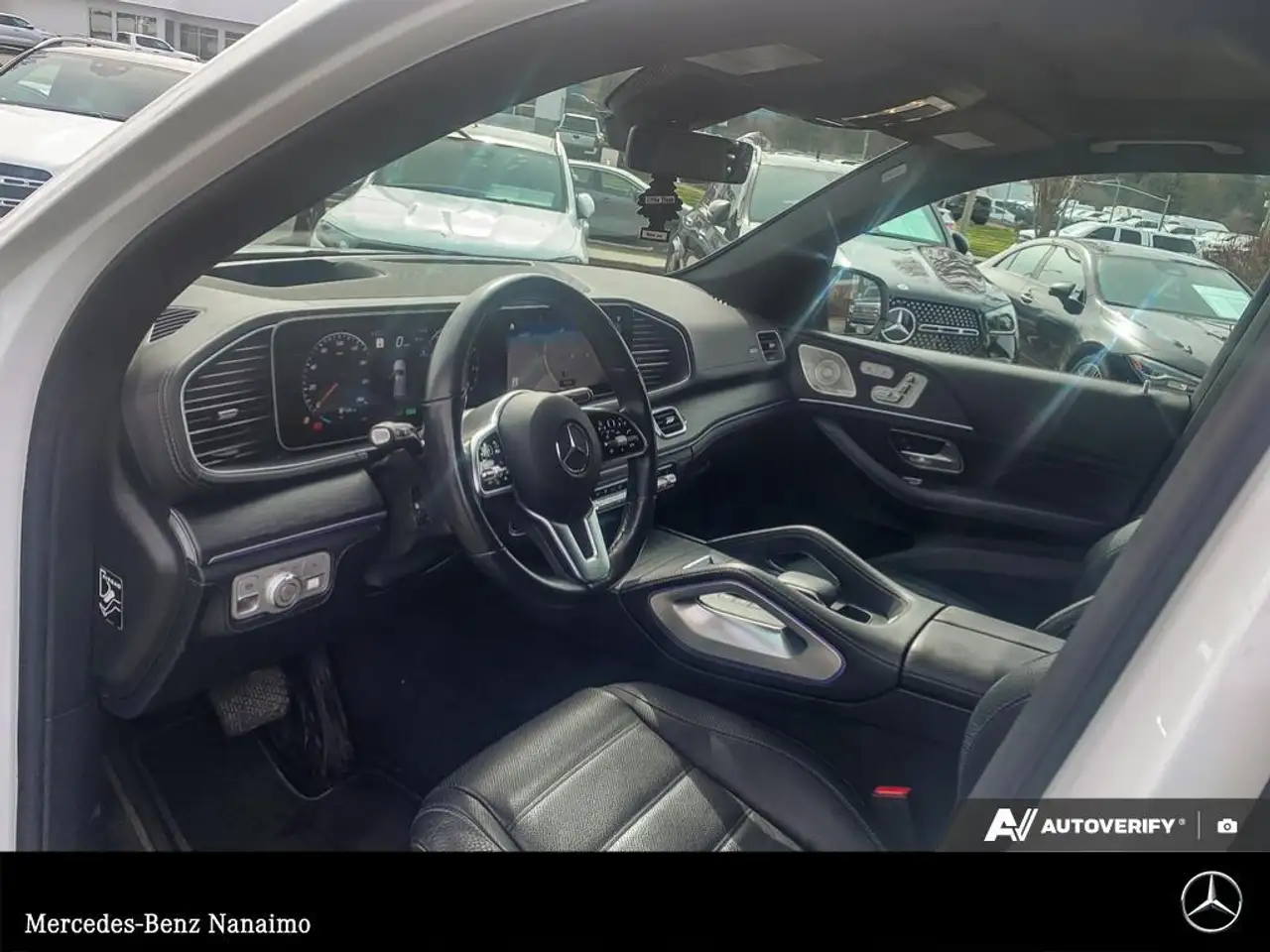 Mercedes-Benz GLE снимка Mercedes-Benz GLE