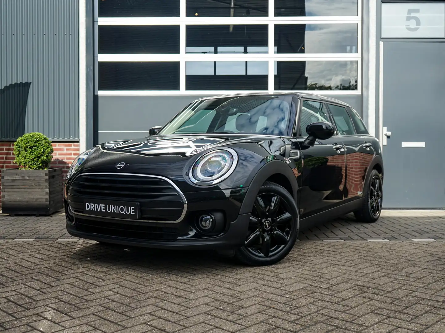 MINI Cooper Clubman 1.5 Business Pakket Noir - 1