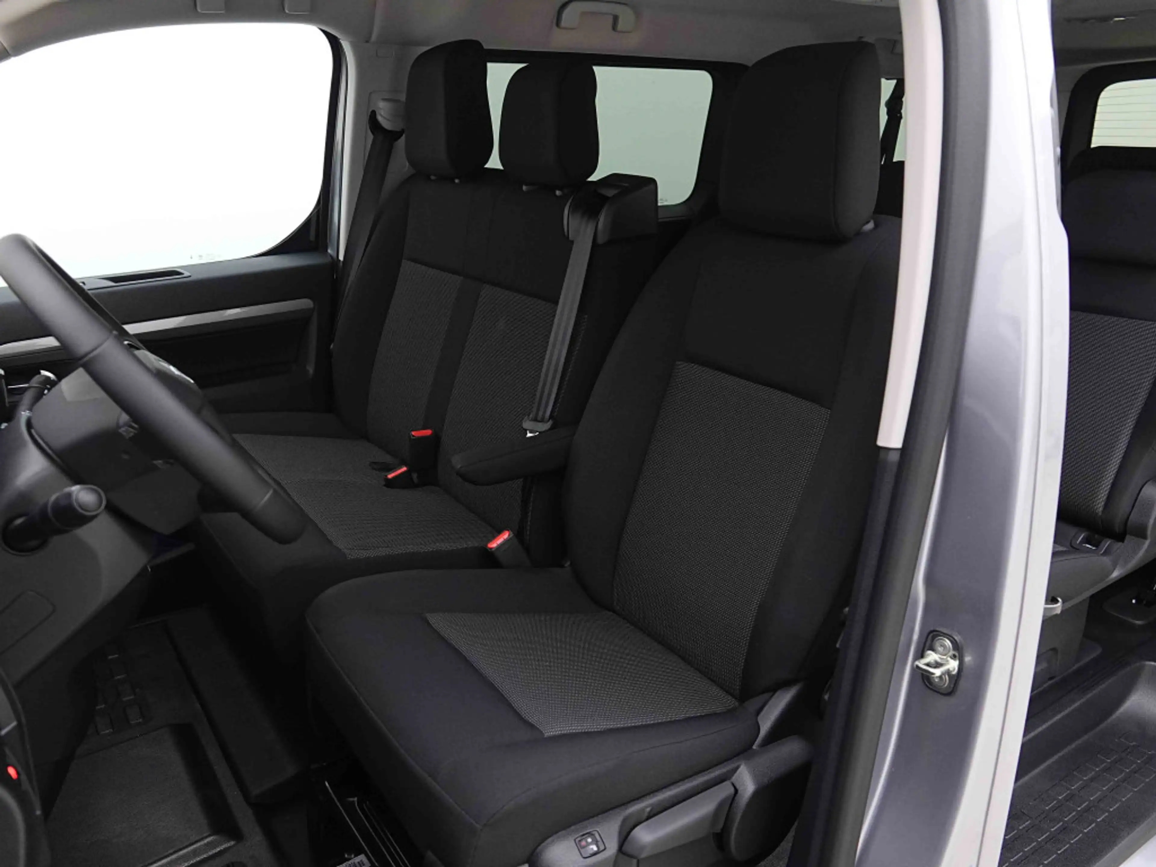 Opel Zafira 2.2D 180 AT8 XL Edition 9PL | GPS | Aut Climate | Drive Assist | Heated Seats — photo 7