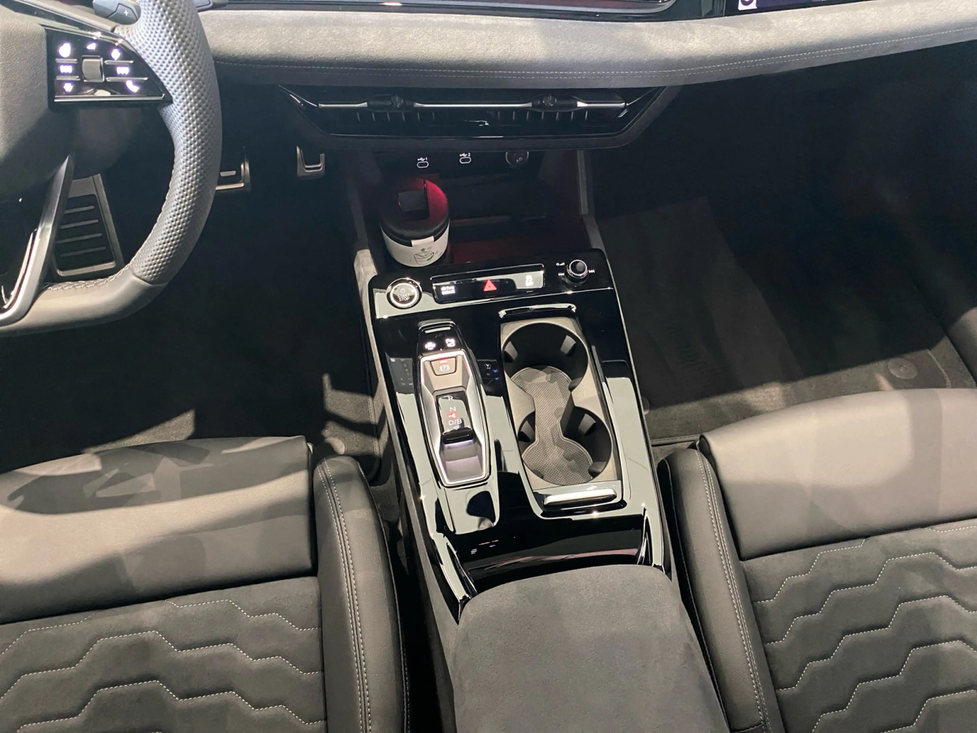 Audi A6 e-tron performance 270 kW — photo 8