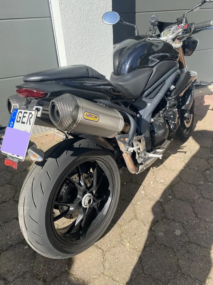 Triumph Speed Triple 1050 Negru - 2