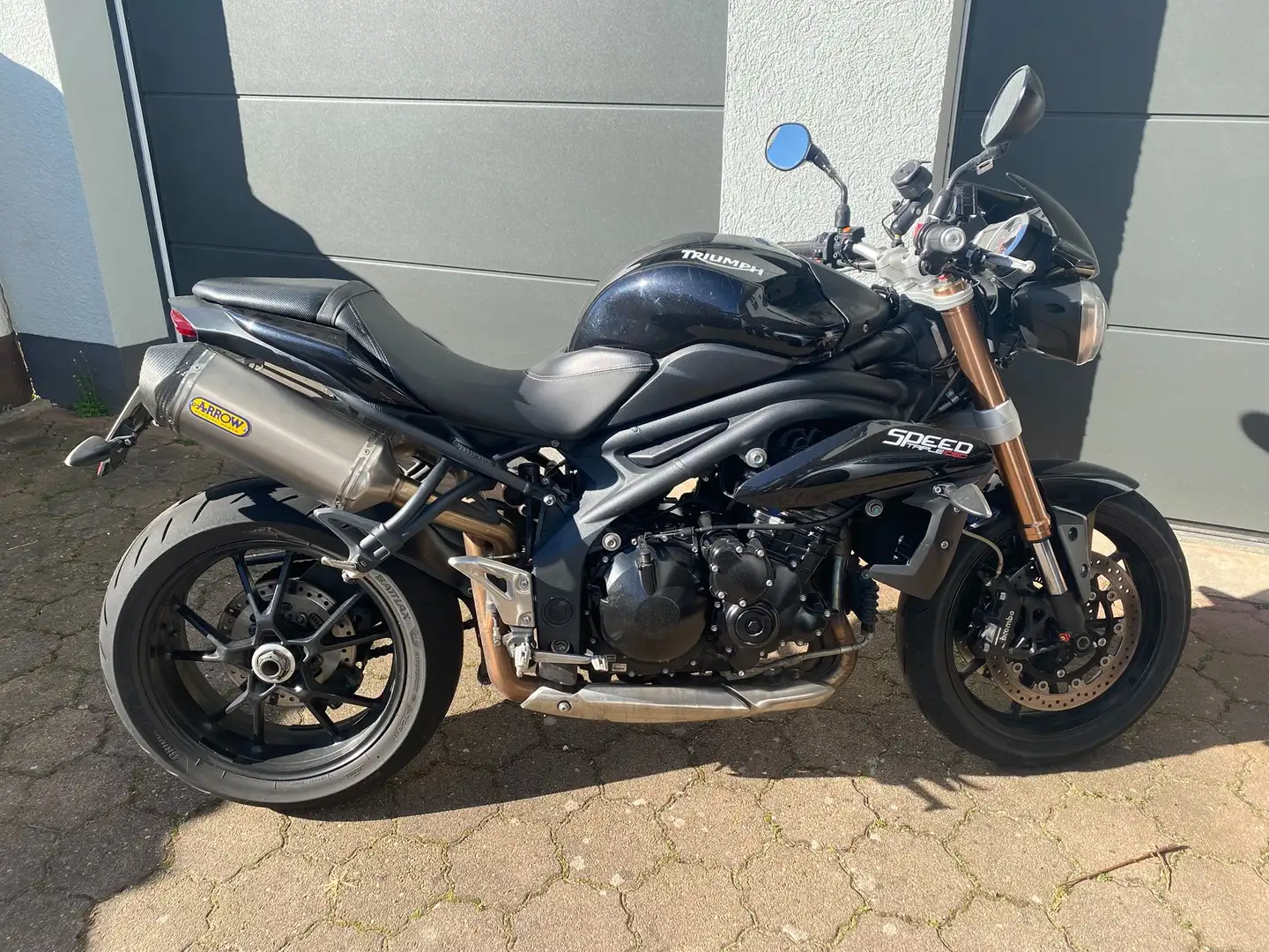 Triumph Speed Triple 1050 Negru - 1