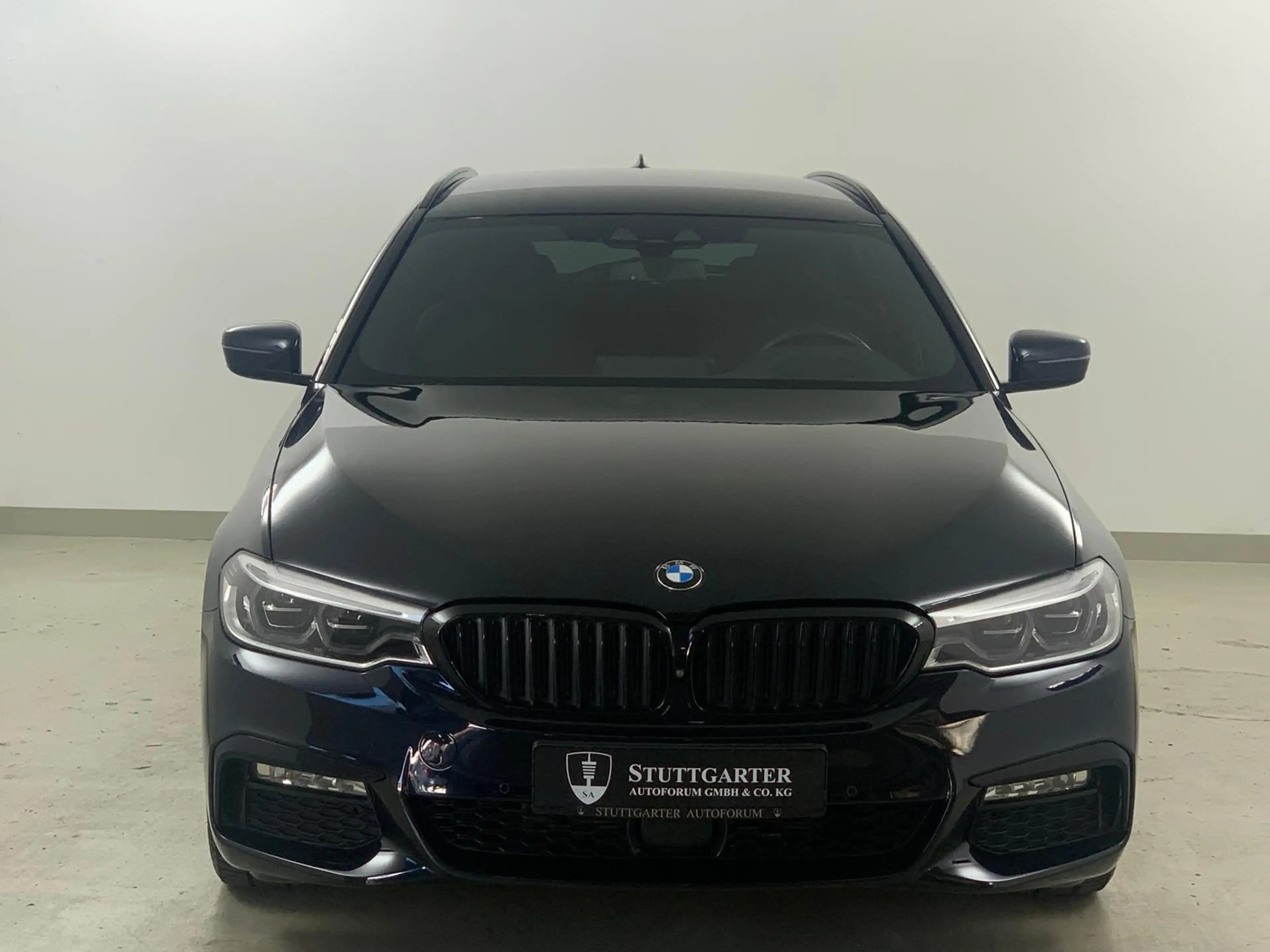 BMW 540 d xDrive M Sport Memory ACC 360K Leder — photo 2