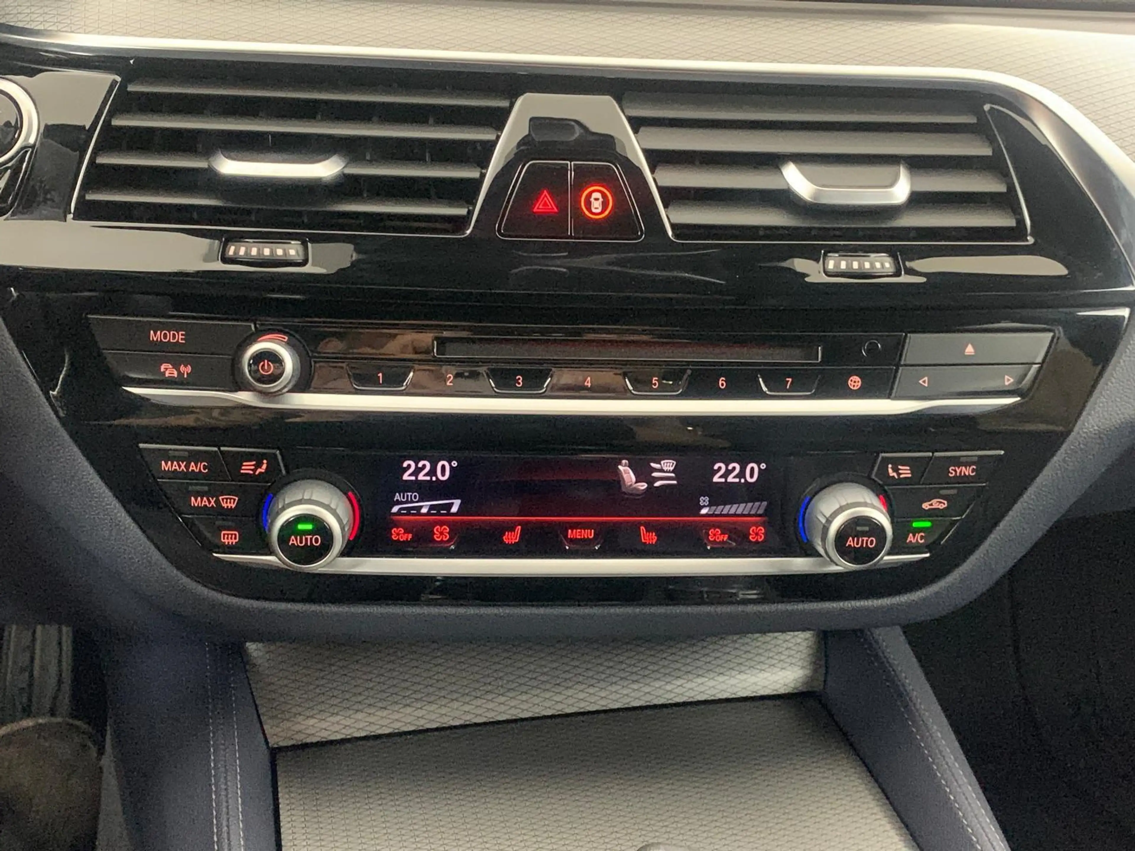 BMW 540 d xDrive M Sport Memory ACC 360K Leder — photo 15