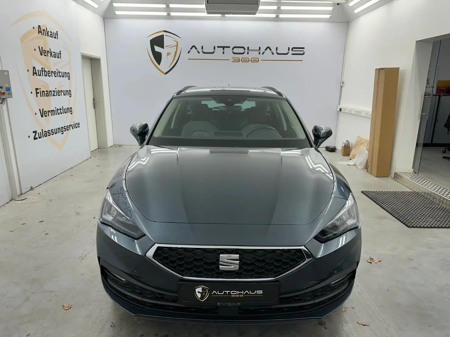 SEAT Leon Sportstourer Style LED VIRTUAL NAVI RFK MFL Grigio - 2