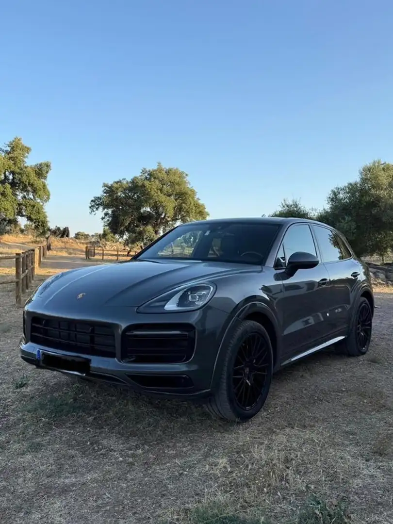 Porsche Cayenne S Hybrid - 1
