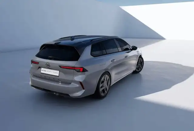 Opel Astra view 5