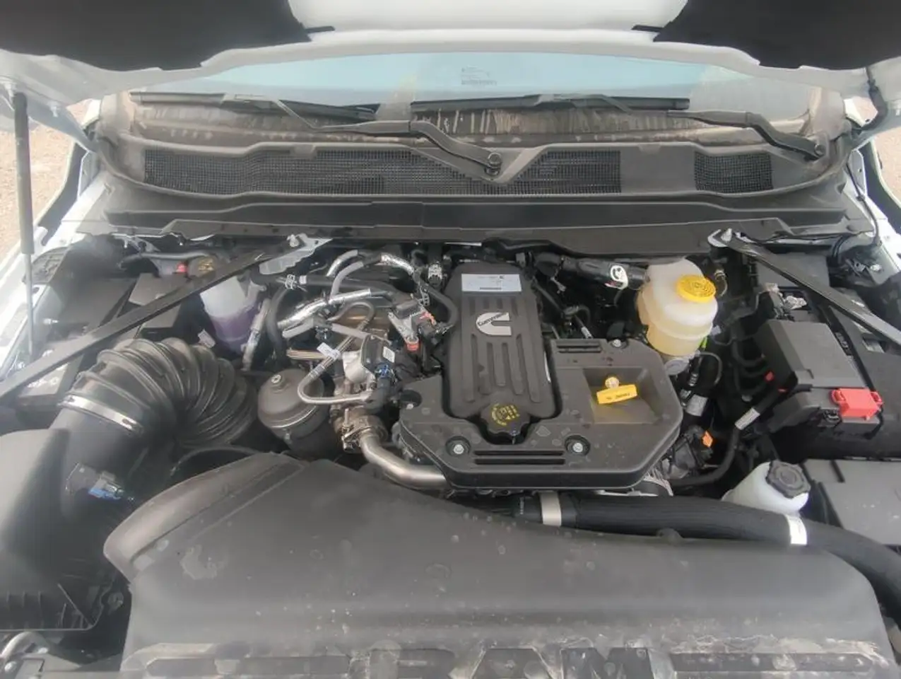 RAM 3500 снимка RAM 3500