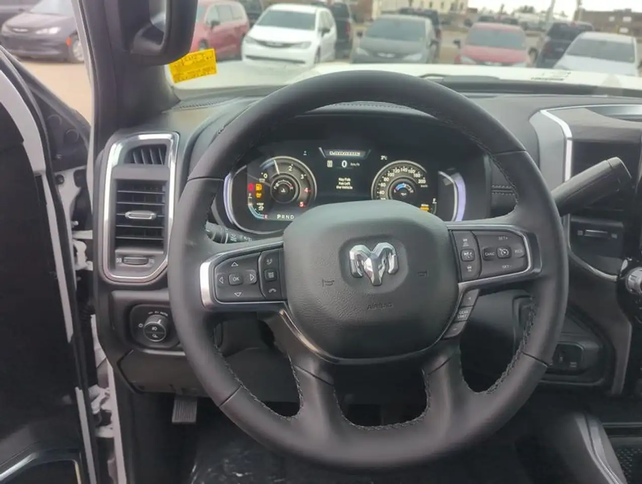 RAM 3500 снимка RAM 3500