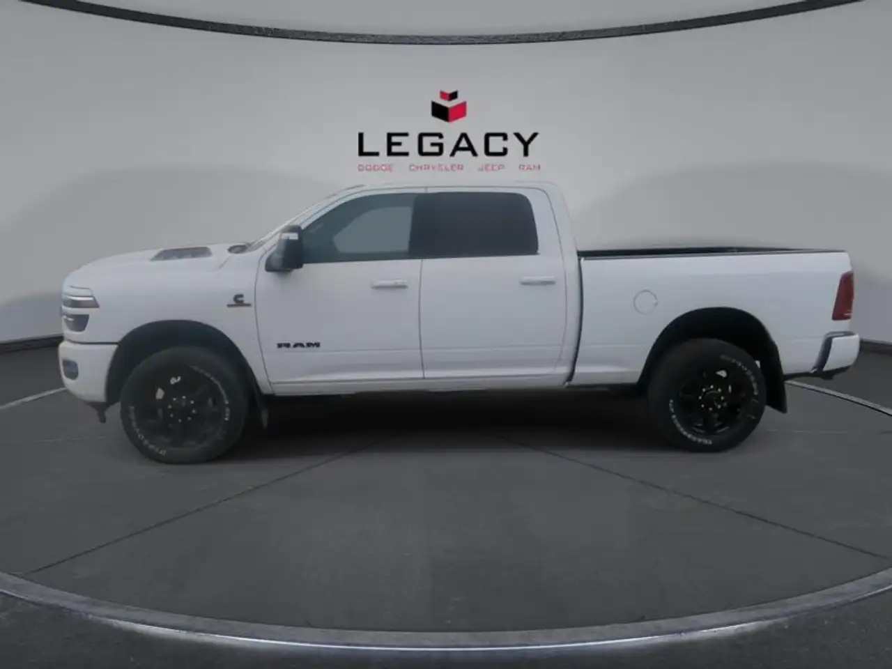 RAM 3500 снимка RAM 3500