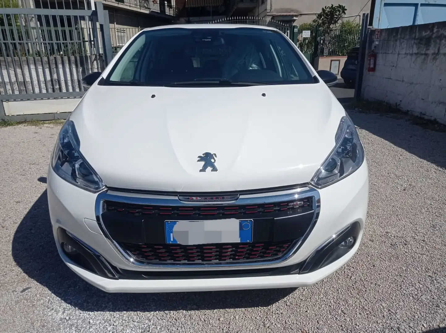 Peugeot 208 208 5p 1.6 bluehdi GT Line s Weiß - 1