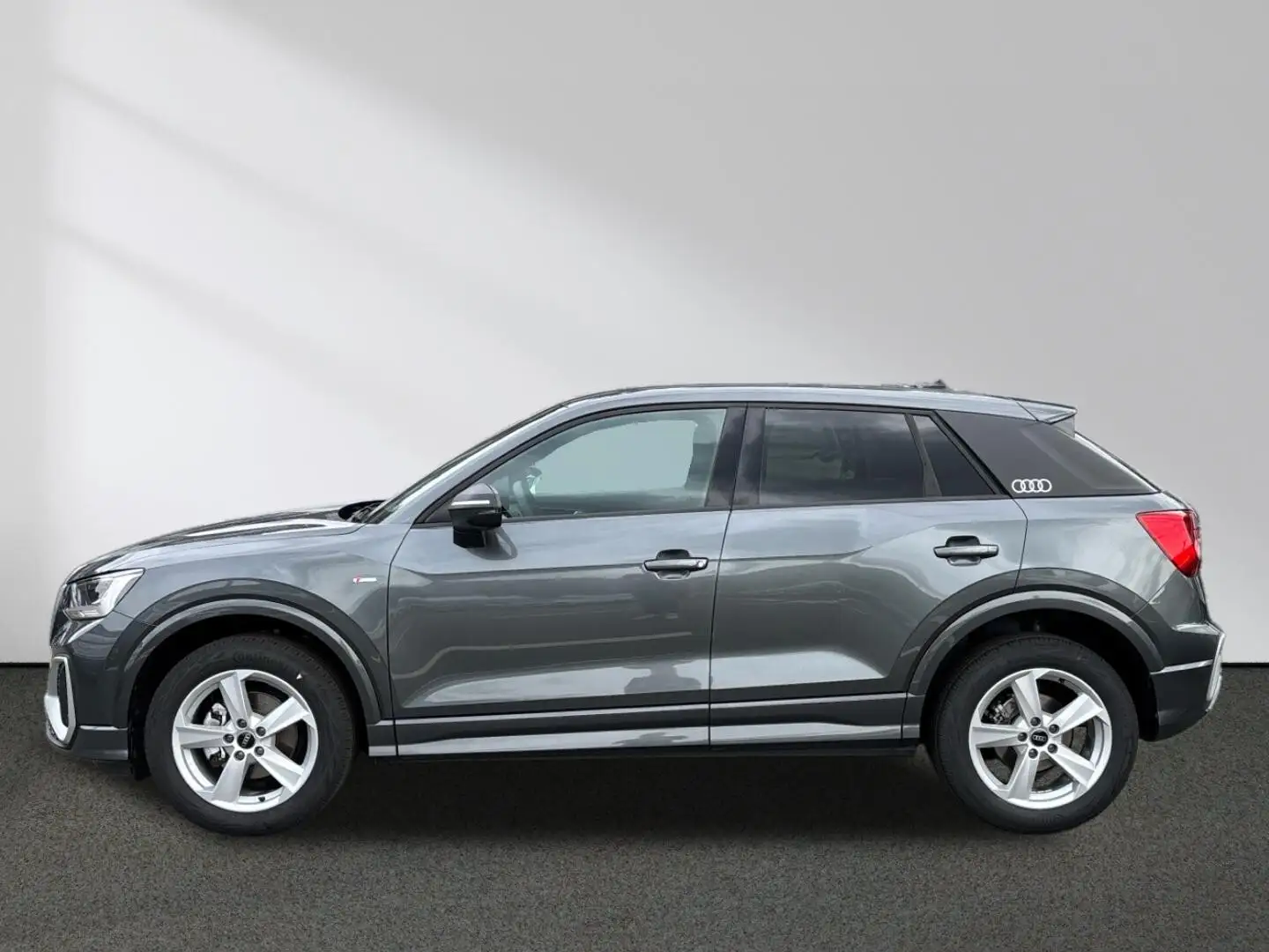 Audi Q2 S line 35 TFSI Style Paket MMI LED AHK Sitzh. Grau - 2