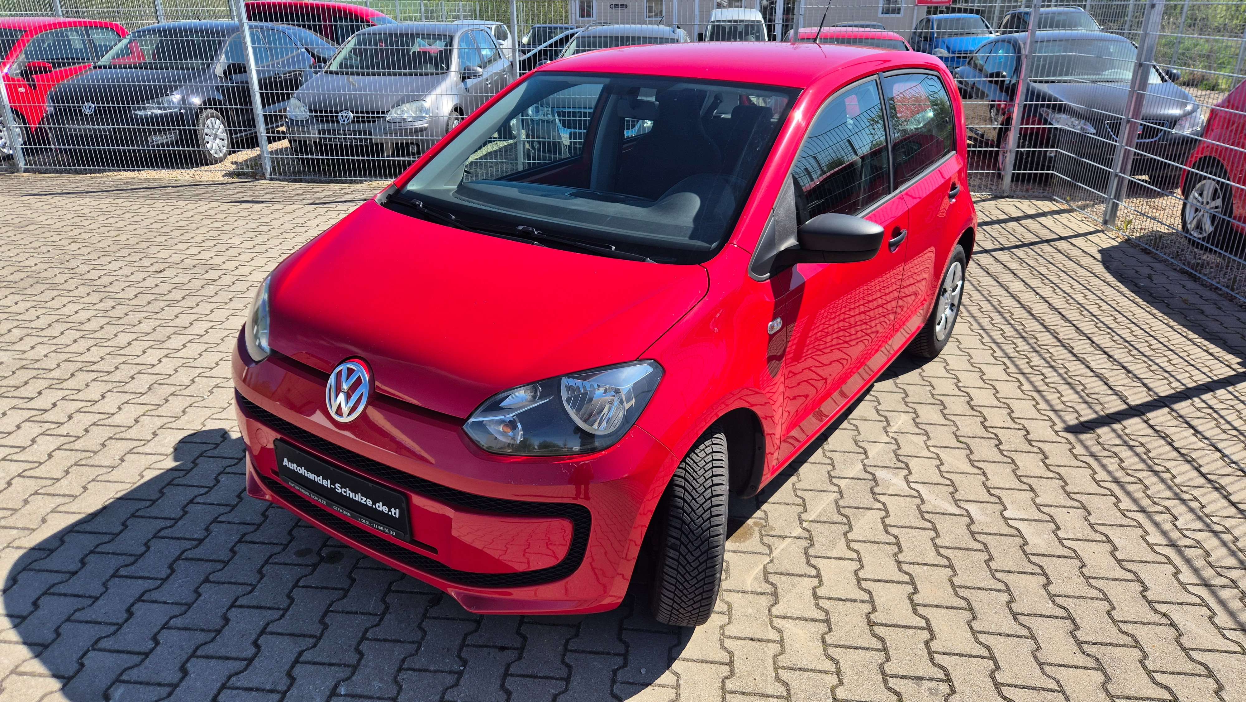 Second hand Volkswagen Up! 1.0