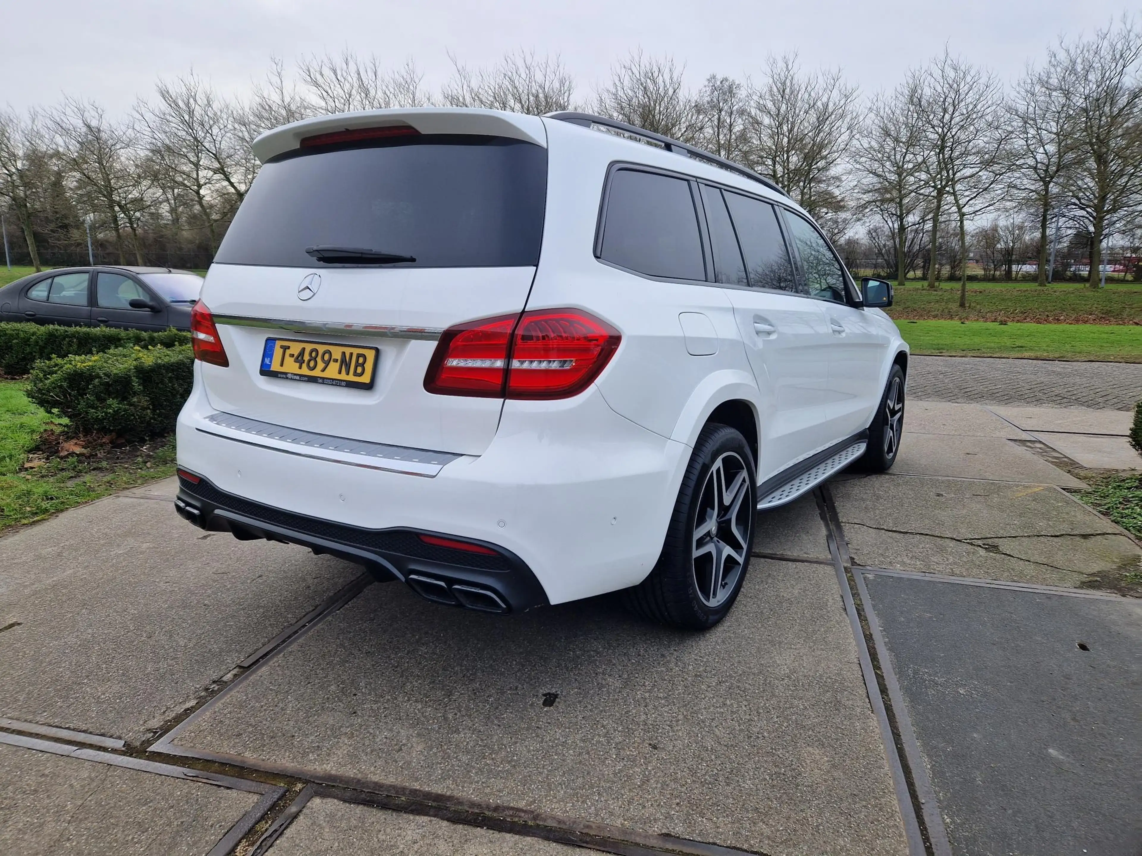 Mercedes-Benz GLS 500 4MATIC — photo 5
