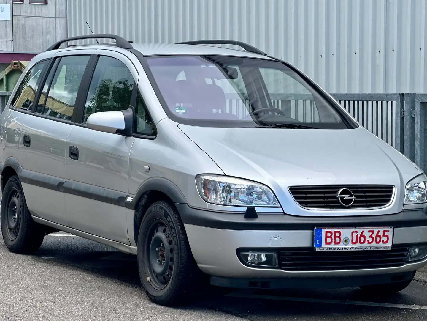 Opel Zafira 1.8+/ SITZER+TÜV+AHK+SHZ Grau - 2