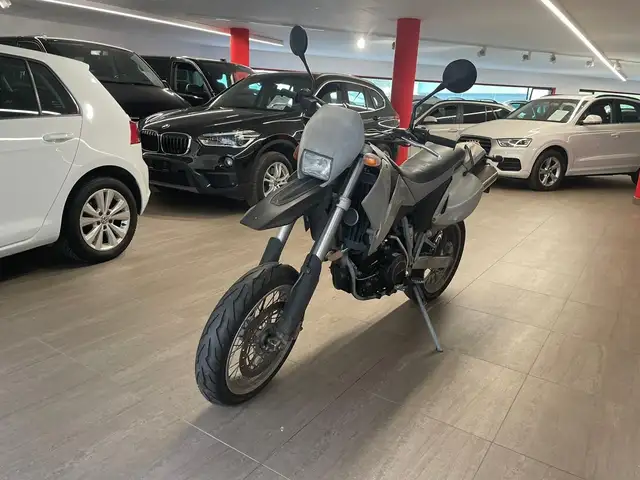 KTM 620 Supermoto
