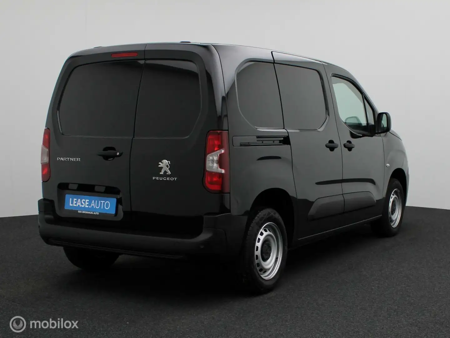 Peugeot Partner bestel 1.5 BlueHDi 100 S&S L1 DIRECT RIJDEN Zwart - 2