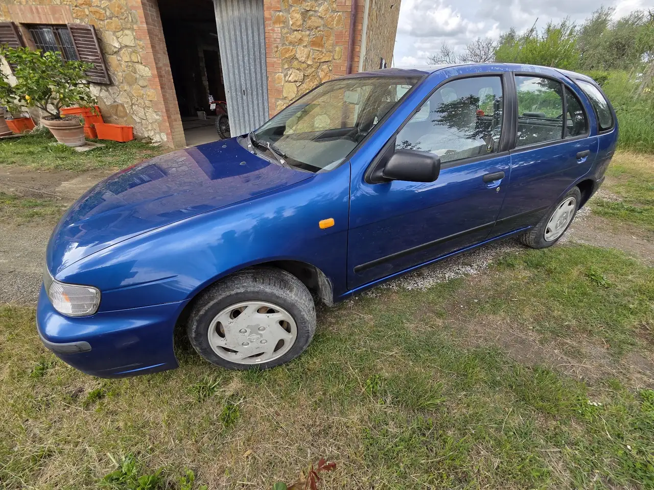 Nissan Almera 5p 1.4 GX, foto 3