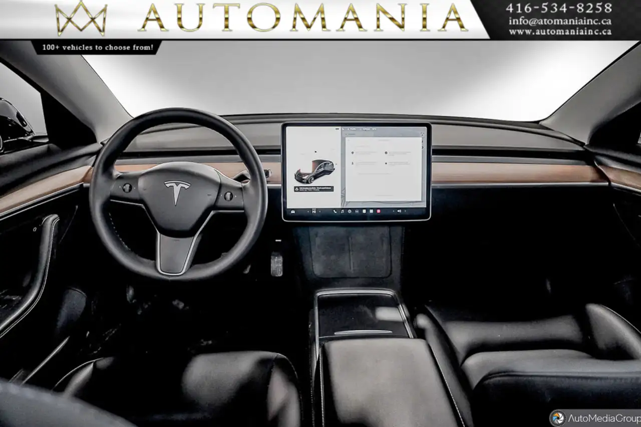 Tesla Model 3 снимка Tesla Model 3