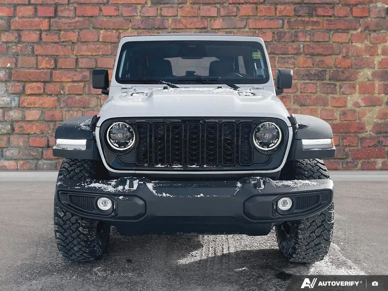 Jeep Wrangler снимка Jeep Wrangler