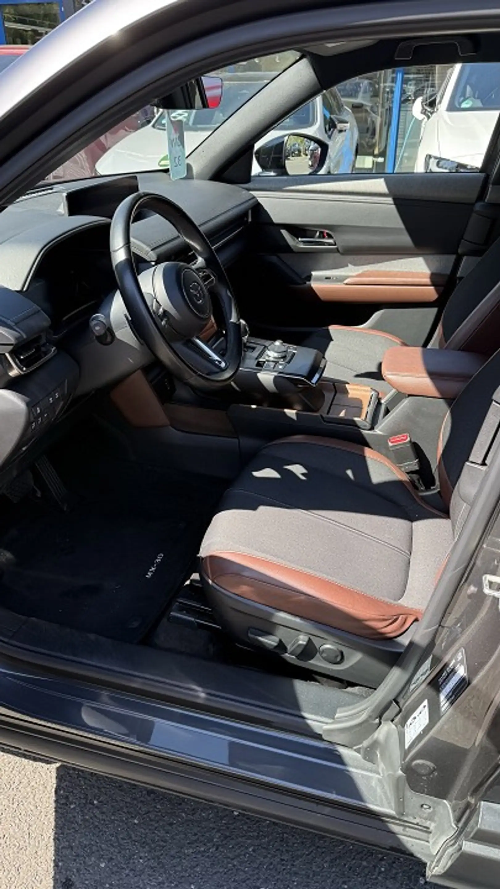Mazda MX-30 35,5 kWh e-SKYACTIV EV 145 PS MX-30 2022 L e-SKYAC — photo 8