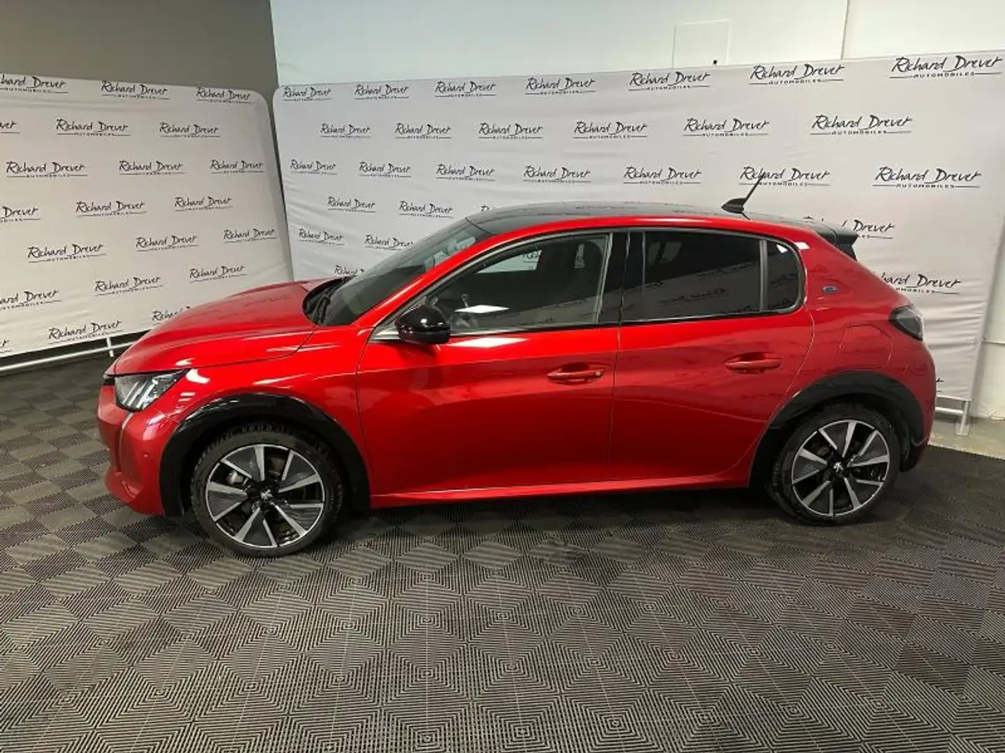 Peugeot e-208 e-208 136ch GT Rouge - 2