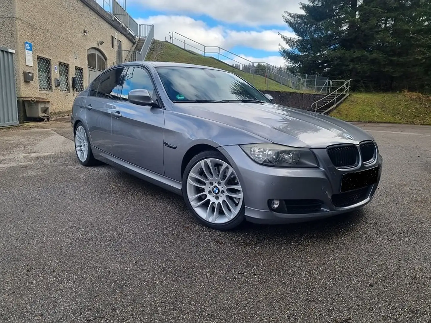 BMW 335 335d DPF Grau - 1