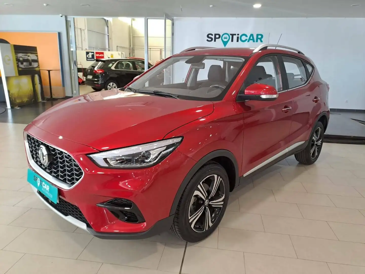 MG ZS 1.5 Comfort Rojo - 1