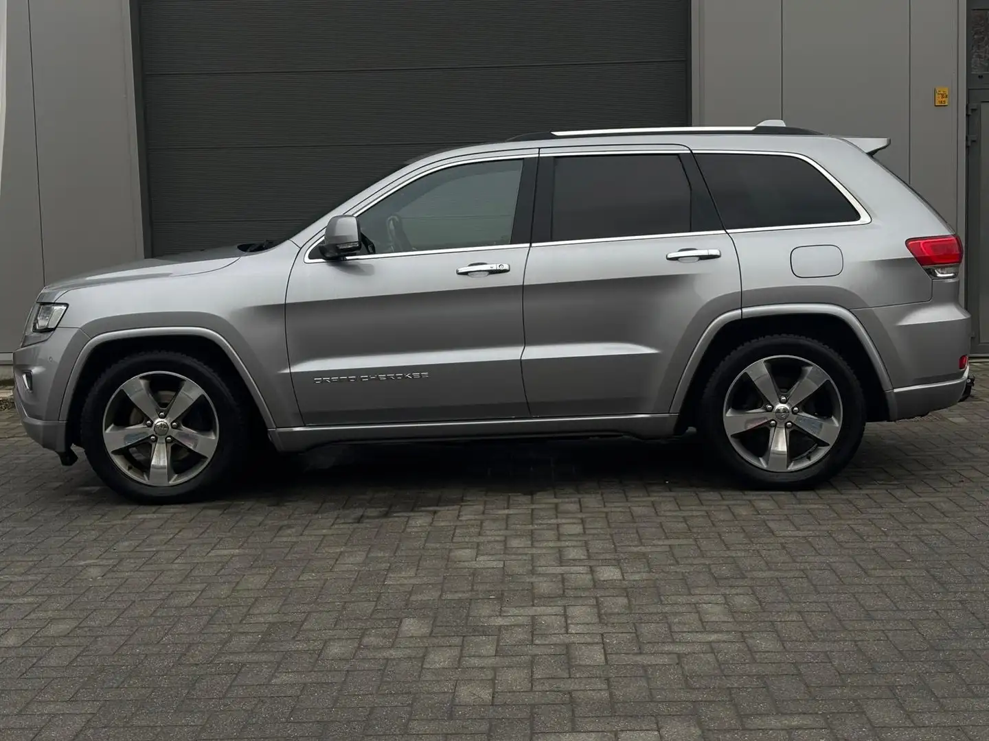 Jeep Grand Cherokee Grand Cherokee 3.0I Multijet Laredo Silver - 2