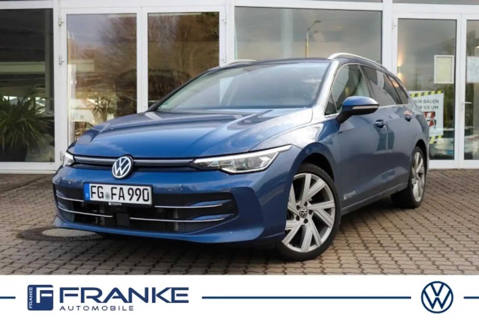 Volkswagen Golf Variant 1,5 l eTSI 7-Gang- DSG Style Klima Rückfahrkamera Blau - 1