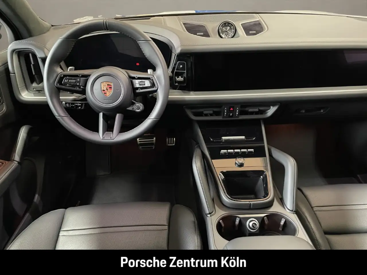 Porsche Cayenne GTS Clubleder HA-Lenkung InnoDrive BOSE 14