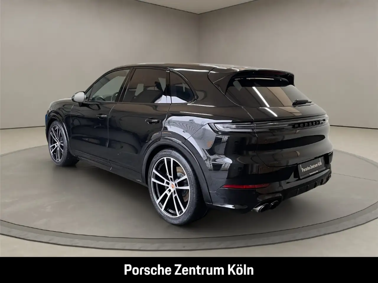 Porsche Cayenne GTS Clubleder HA-Lenkung InnoDrive BOSE 3