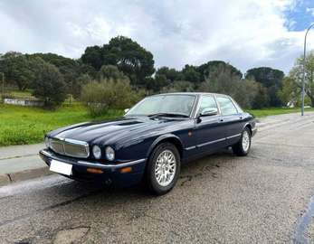 XJ8 3.2 Executive Executive