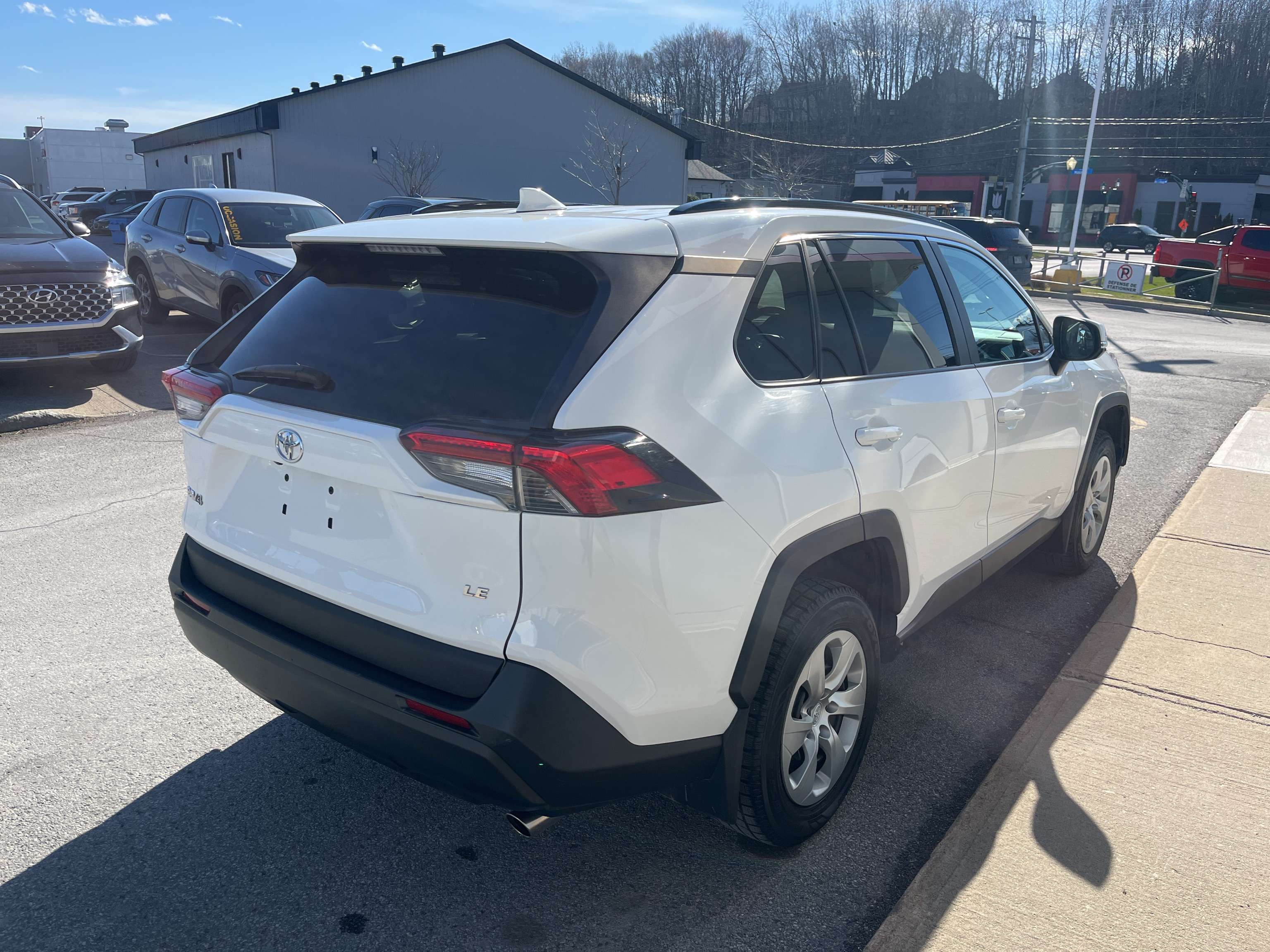 2021 Toyota RAV4 LE(traction avant) Cam.recul Sièges chauff. — снимка 1