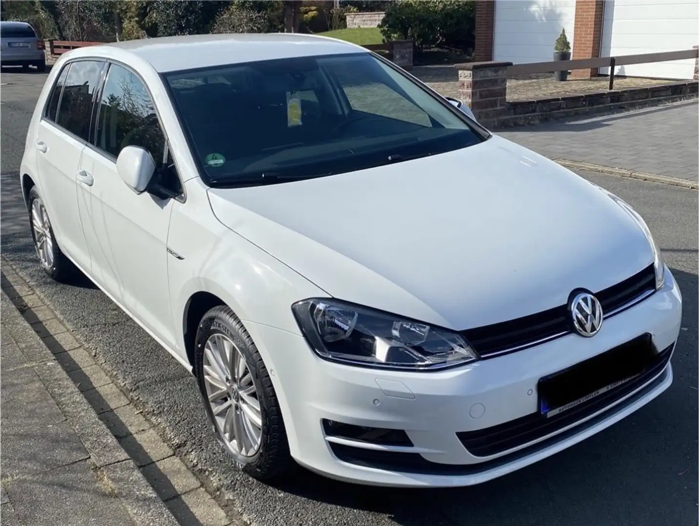 Volkswagen Golf 1.2 TSI BlueMotion Technology Cup - 1