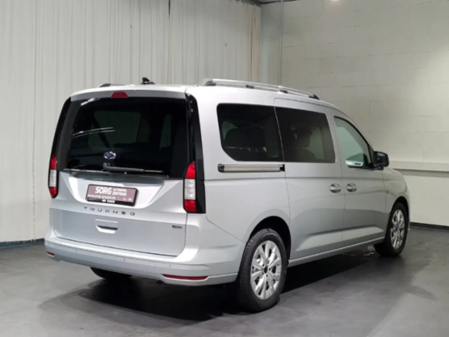 Ford Tourneo Connect L2-Titanium EcoB."PlugInHybrid" Срібний - 2