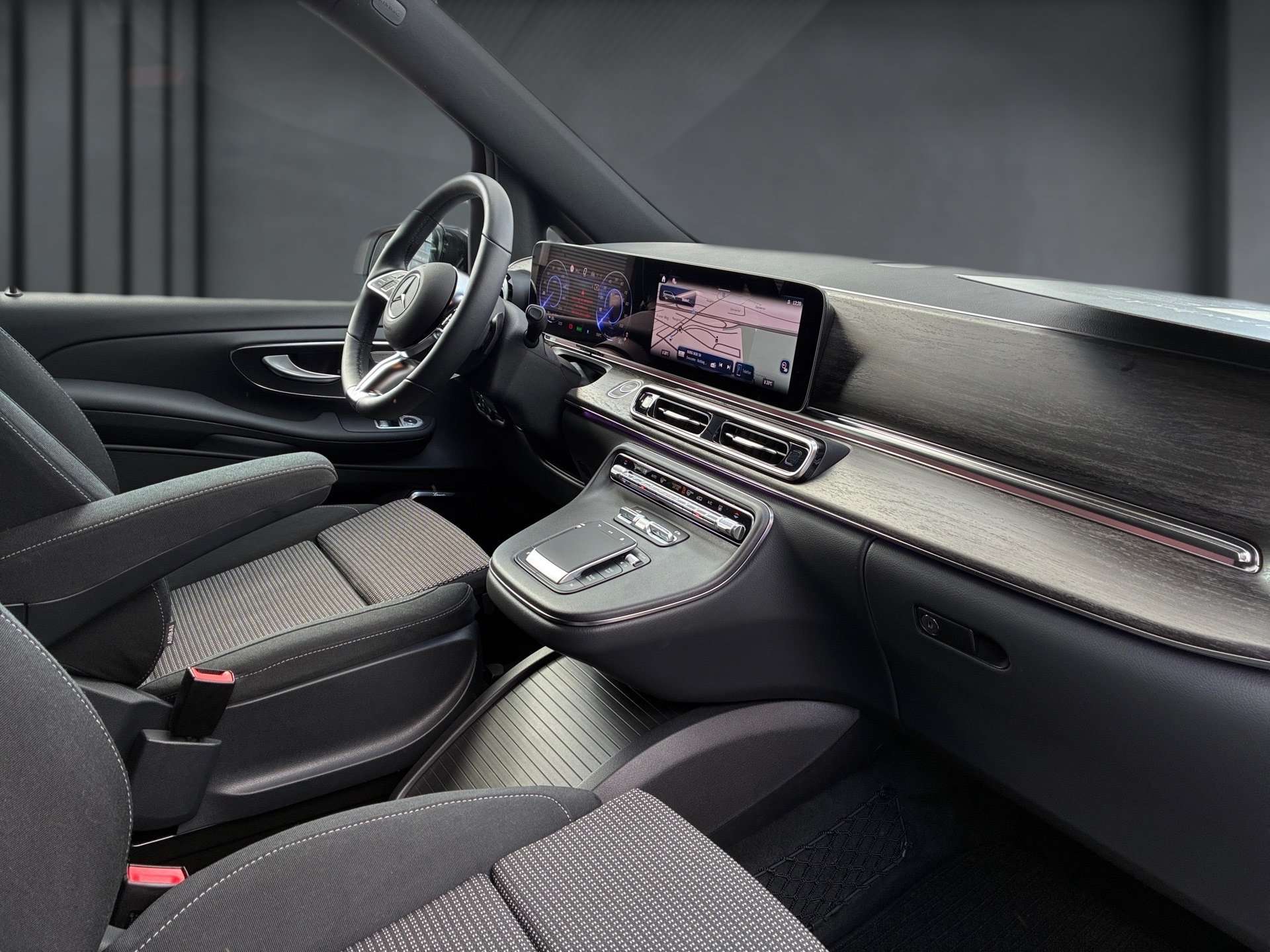 Mercedes-Benz EQV 300