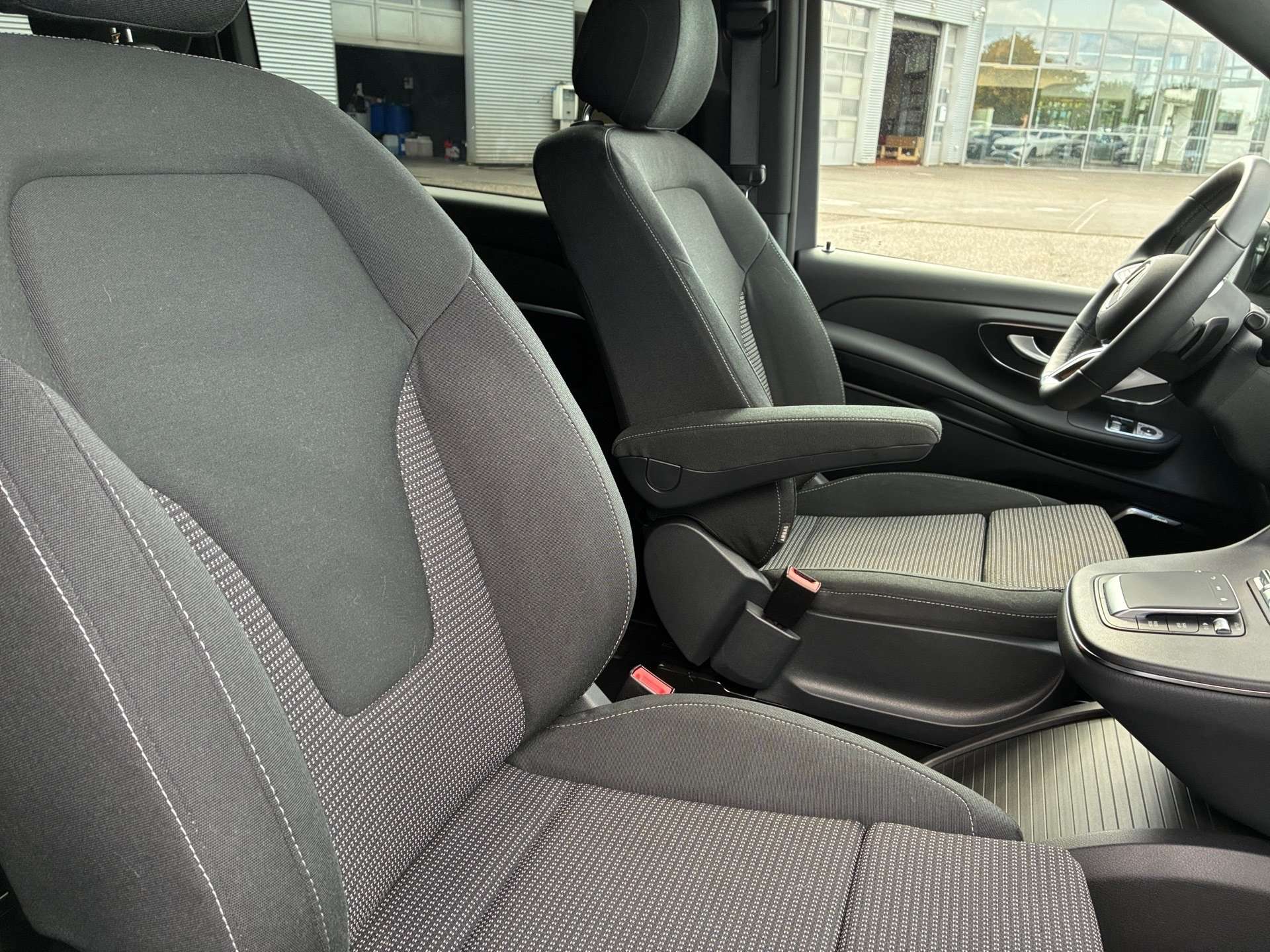 Mercedes-Benz EQV 300