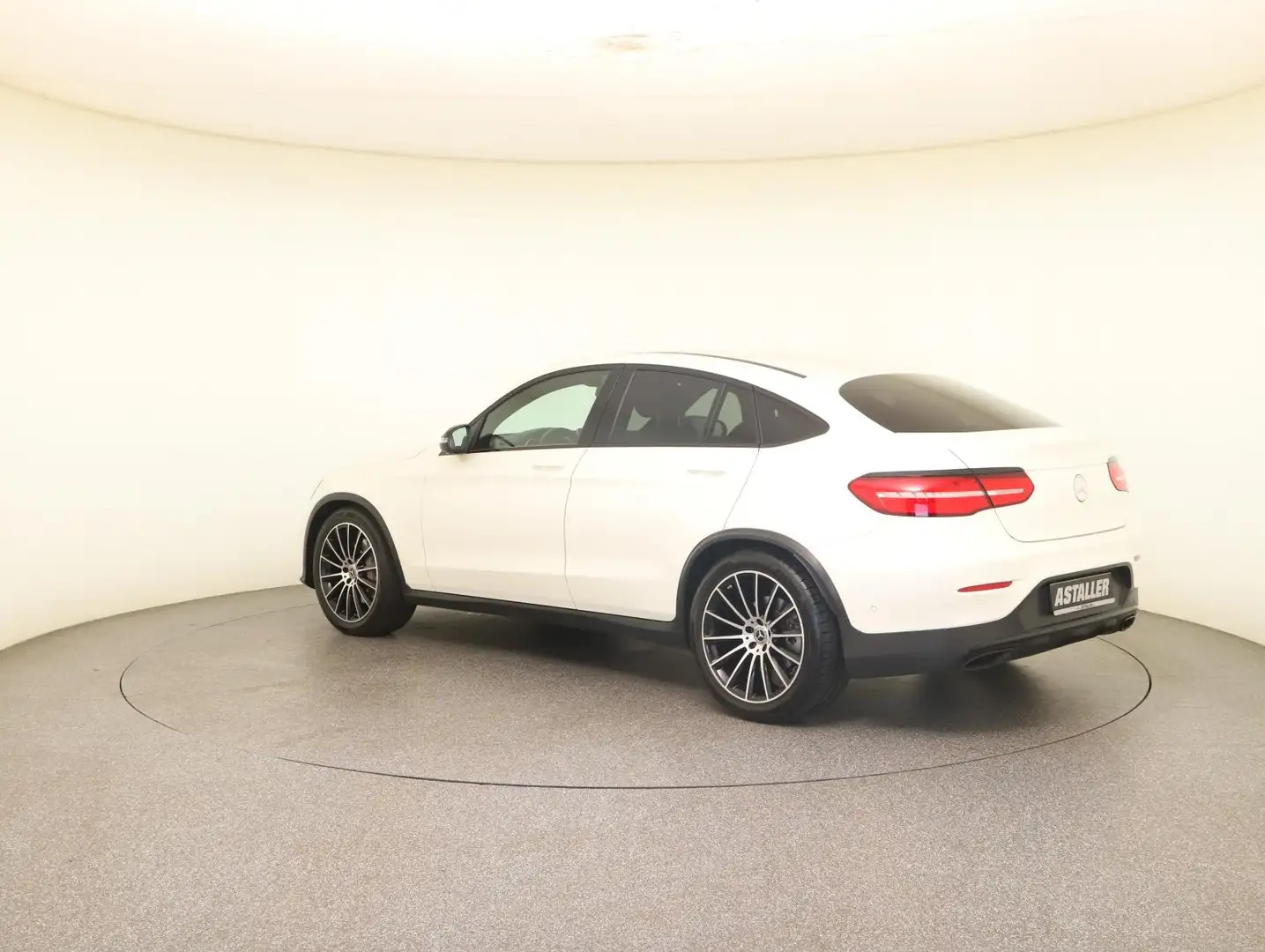 Mercedes-Benz GLC 250 4M Coupé AMG Line 2x Night+360°+20"+Coma Fehér - 2