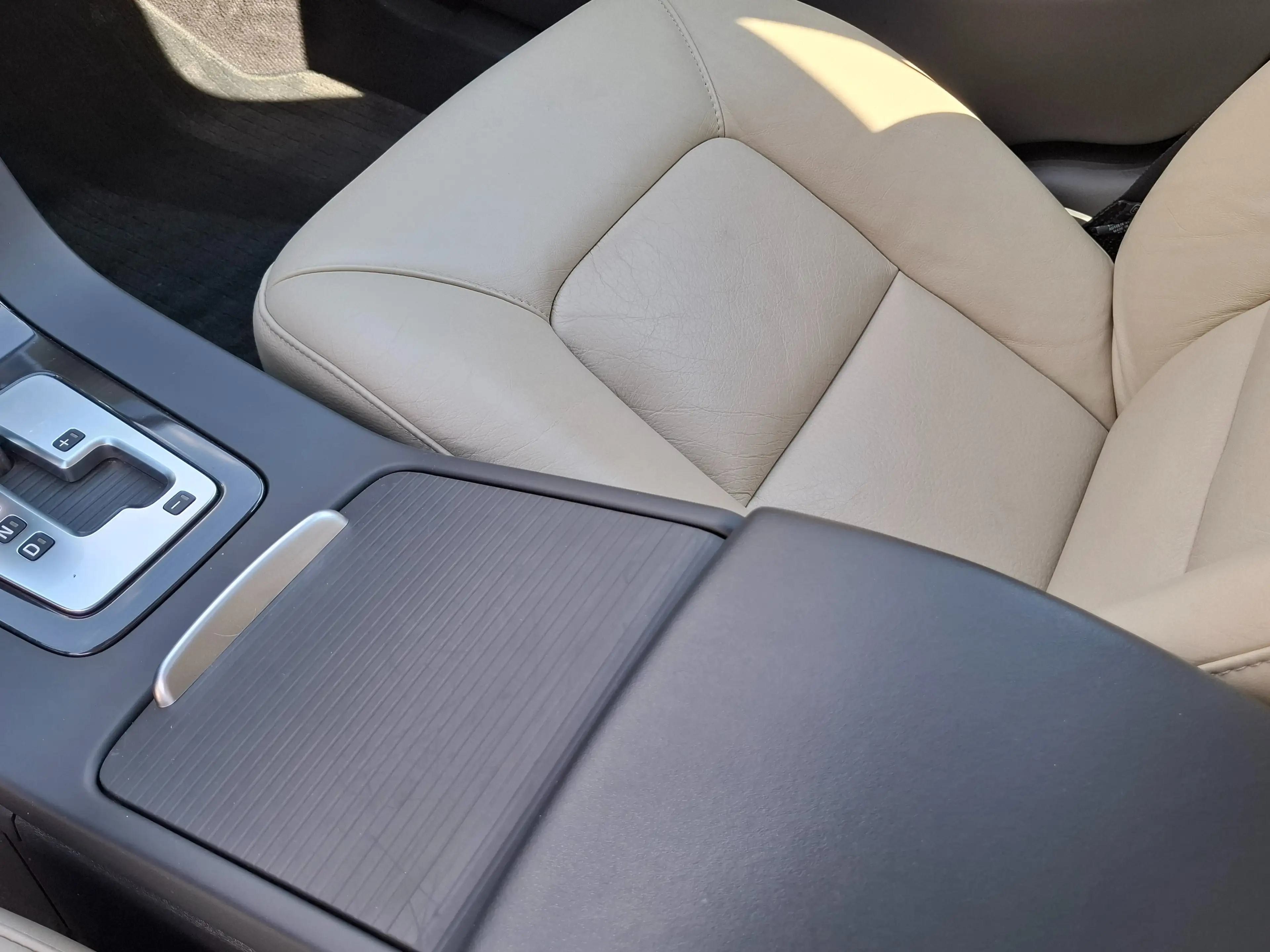 Volvo V70 Momentum 1.Besitz+Leder+SD+Service lückenlos — photo 14