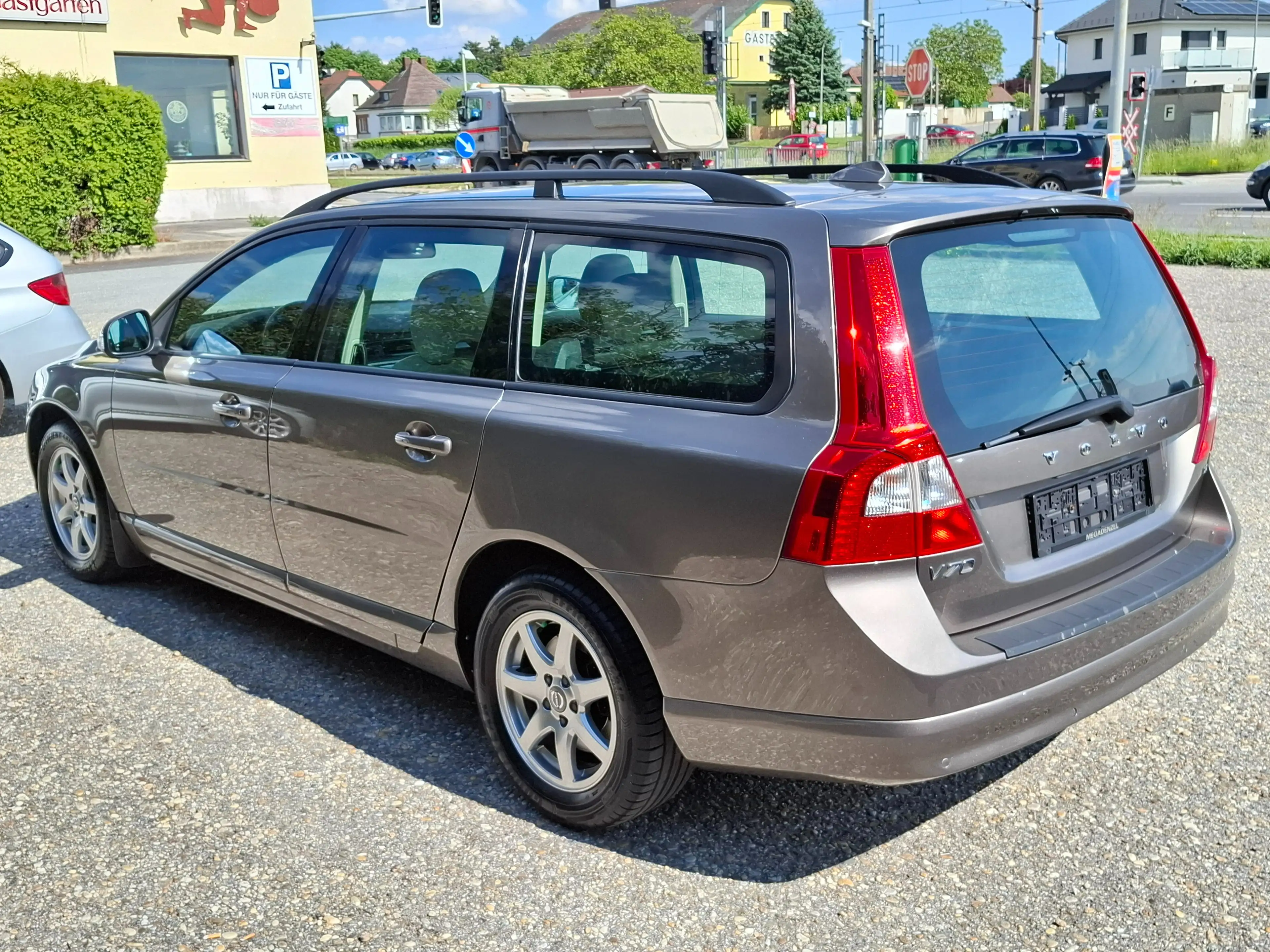 Volvo V70 Momentum 1.Besitz+Leder+SD+Service lückenlos — photo 5
